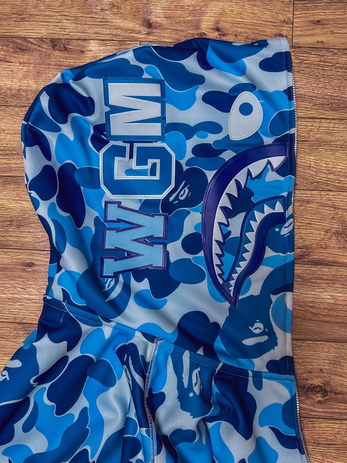 판매) 베이프 ABC 카모 레이온 릴렉스드 핏 샤크 풀 지퍼 후드 블루 상품이미지2