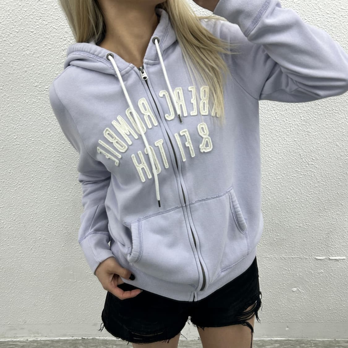 아베크롬비 센터로고 연보라 후드집업 L 상품이미지1