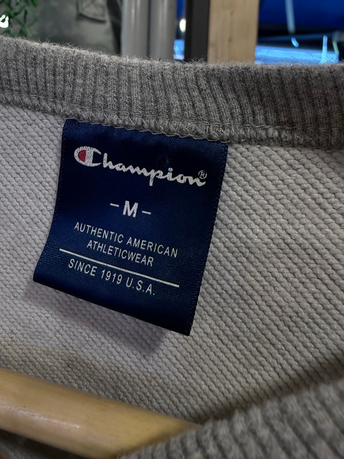 챔피온 자수로고 그레이 크롭 맨투맨 상품이미지2