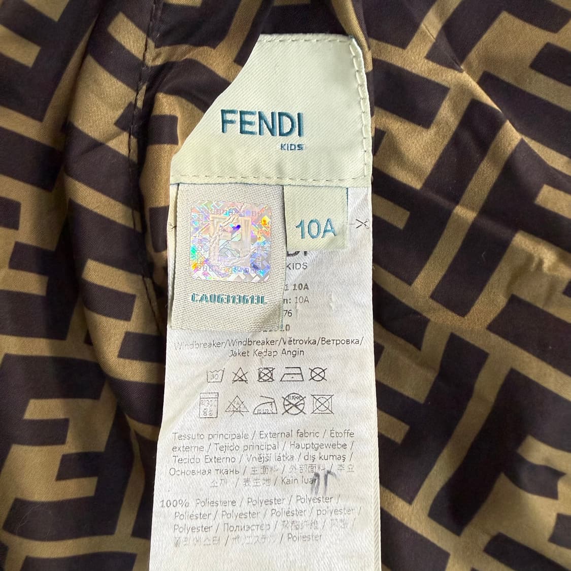 10A 펜디 키즈 모티프 후드 자켓 0320T 상품이미지3
