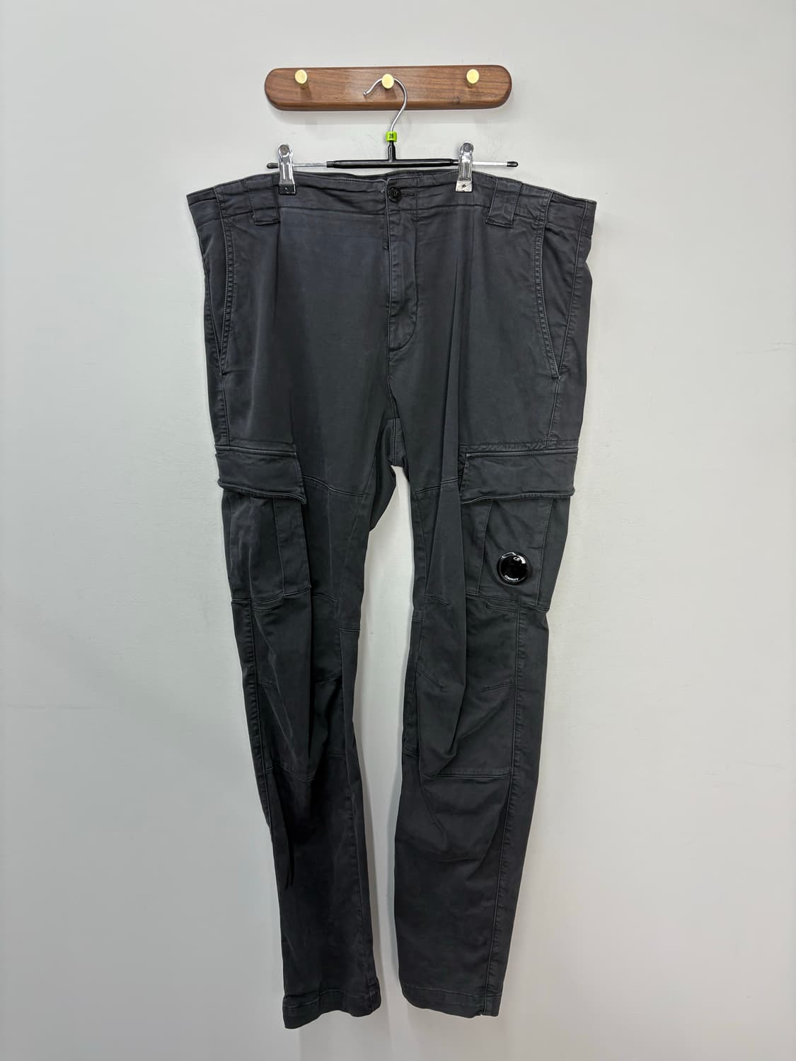 C.P. 컴퍼니 렌즈디테일 카고팬츠 A3449 상품이미지2