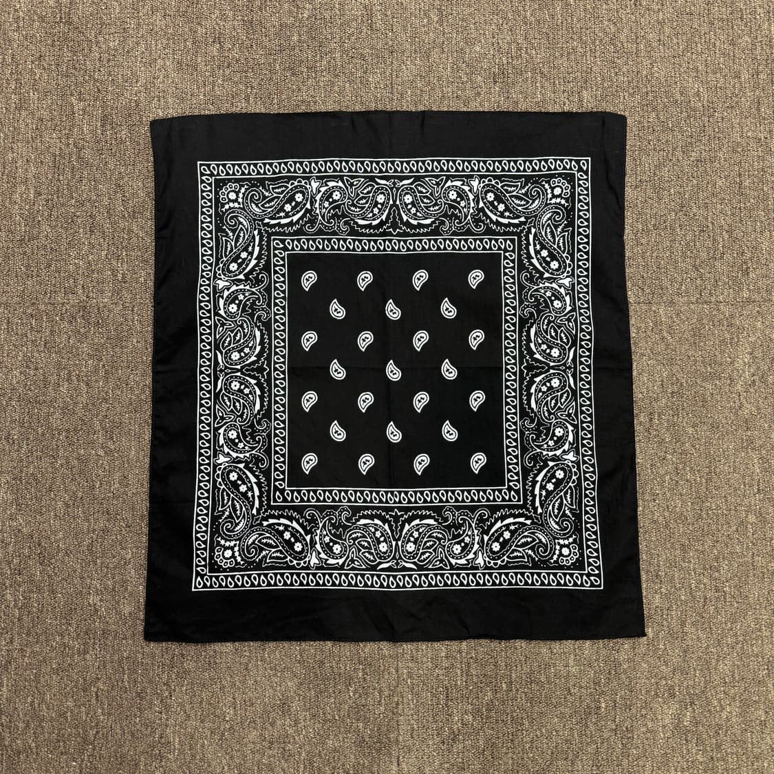 빈티지 페이즐리 반다나   상품이미지1