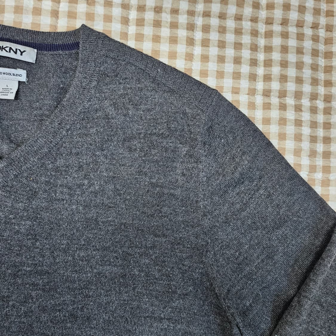 DKNY 메리노울 브이넥 얇은 니트 남자100 상품이미지3