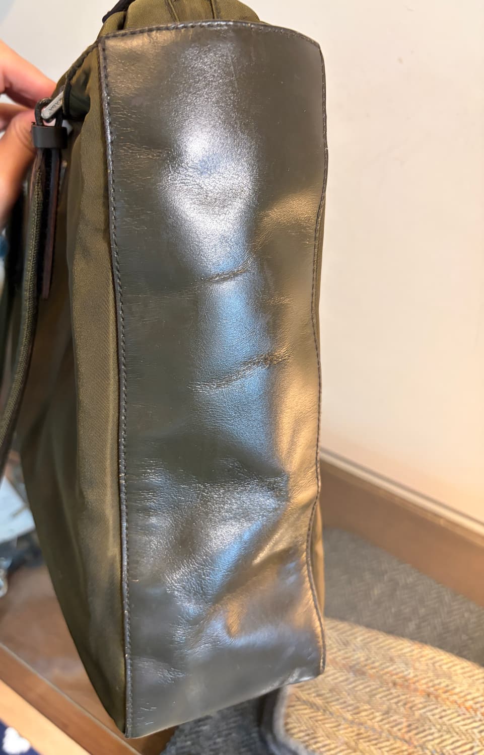 프라다 나일론 레더 트리밍 스퀘어 백 상품이미지5