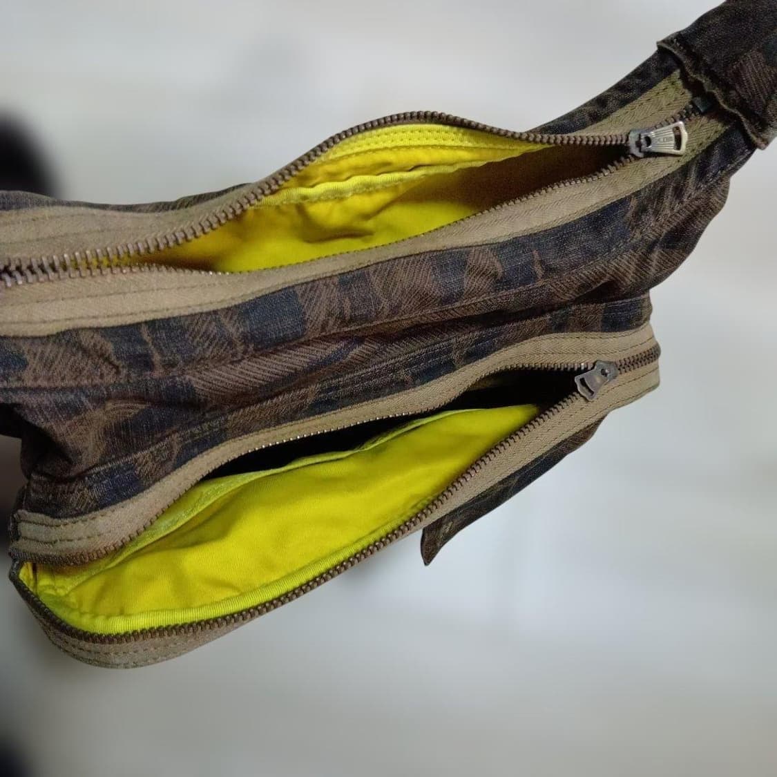porter 70주년 카모 웨이스트 숄더백 상품이미지7
