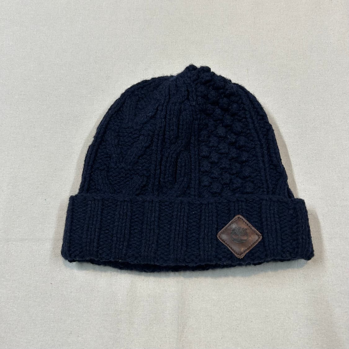 팀버랜드 네이비 가죽패치 니트 비니 모자 상품이미지1