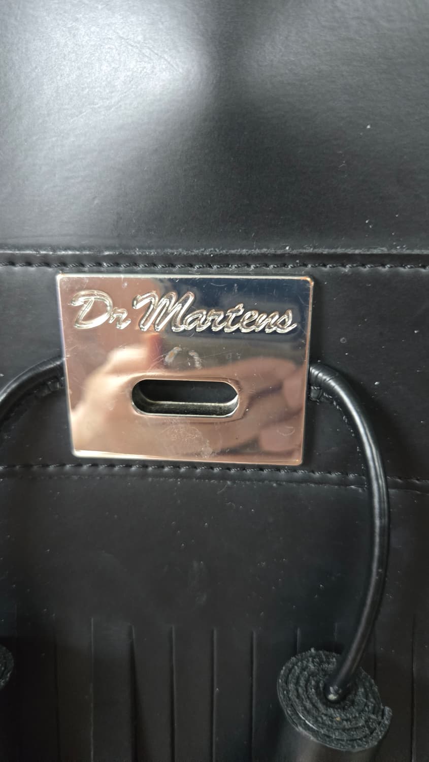 닥터마틴 테슬 레더백 상품이미지3