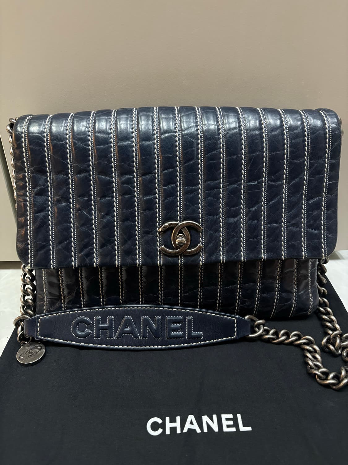 샤넬 클래식 크로스백 상품이미지1