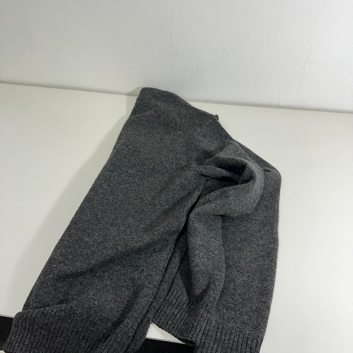 M 유니클로 챠콜 쥐색 울100% 나그랑 울가디건 상품이미지4