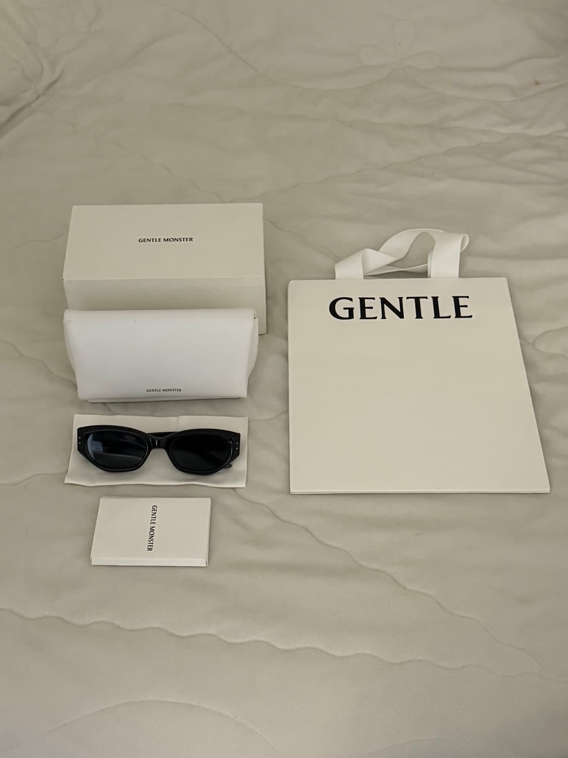 젠틀몬스터 벤벤 01 상품이미지1