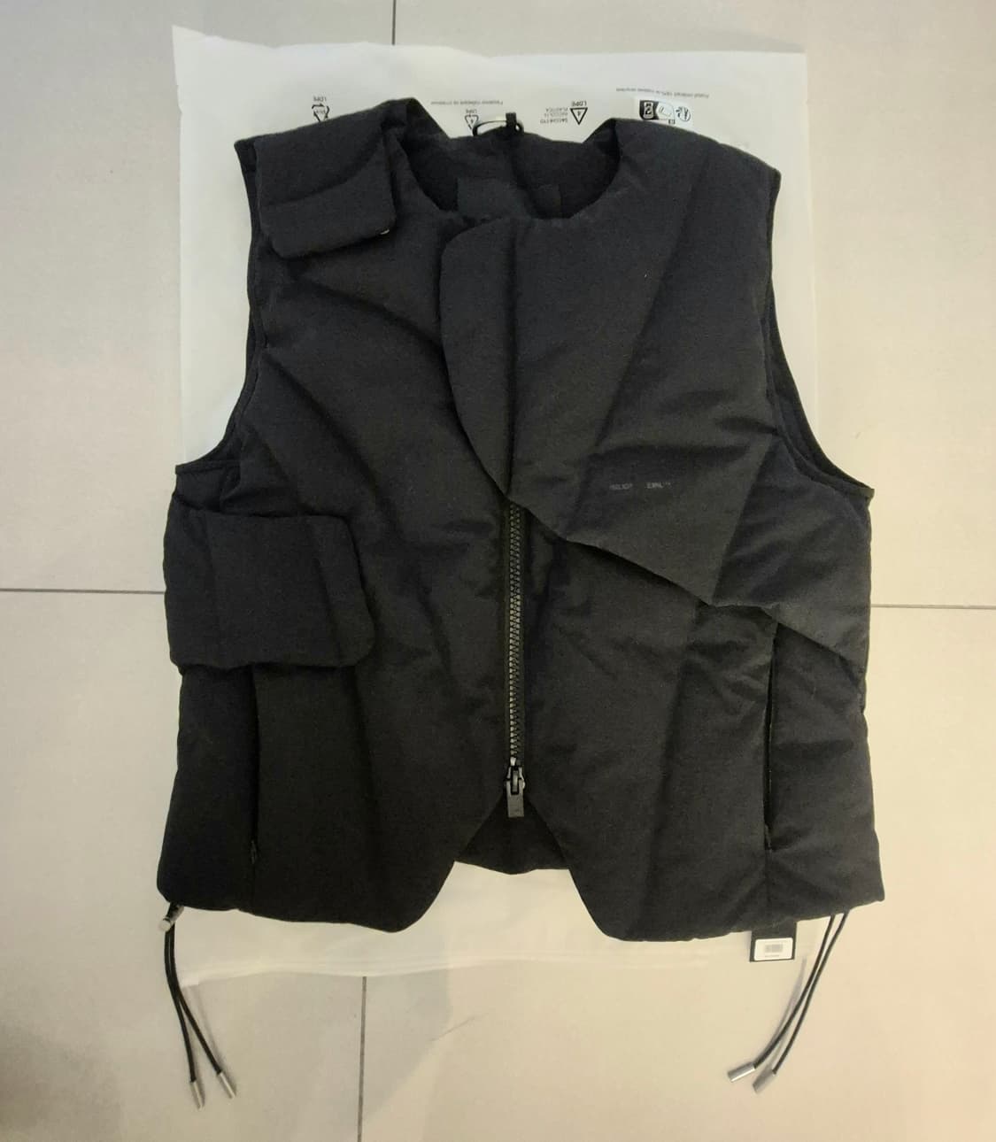 새상품)Heliot Emil 비수스 다운 베스트 상품이미지6