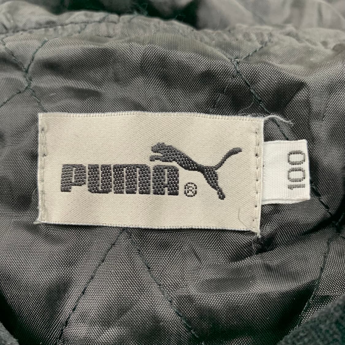 90‘s 푸마 빅로고 블랙 벨벳 봄버 자켓 상품이미지7