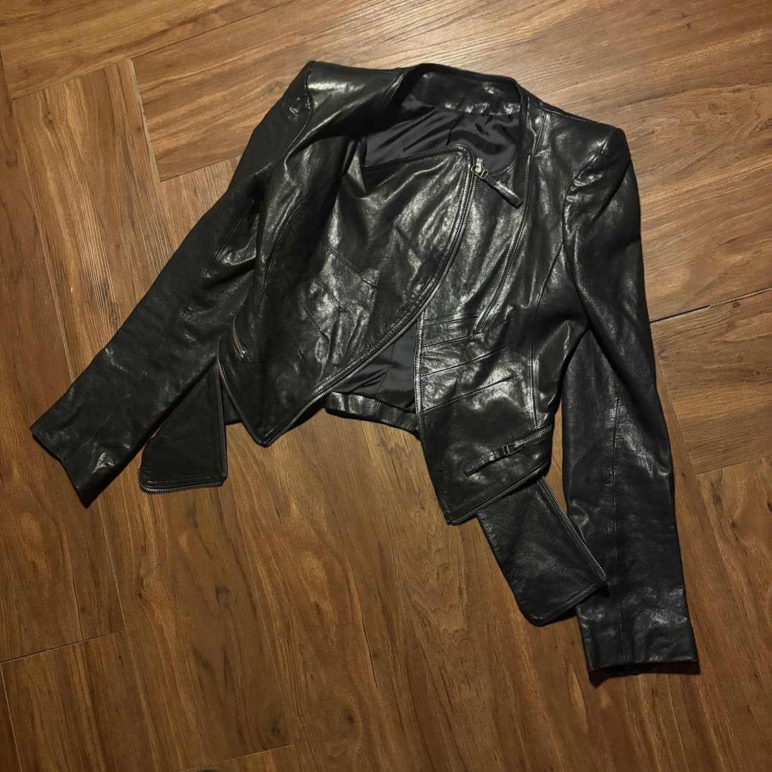 Asymmetric Lambskin Avant-Garde Jacket 상품이미지5