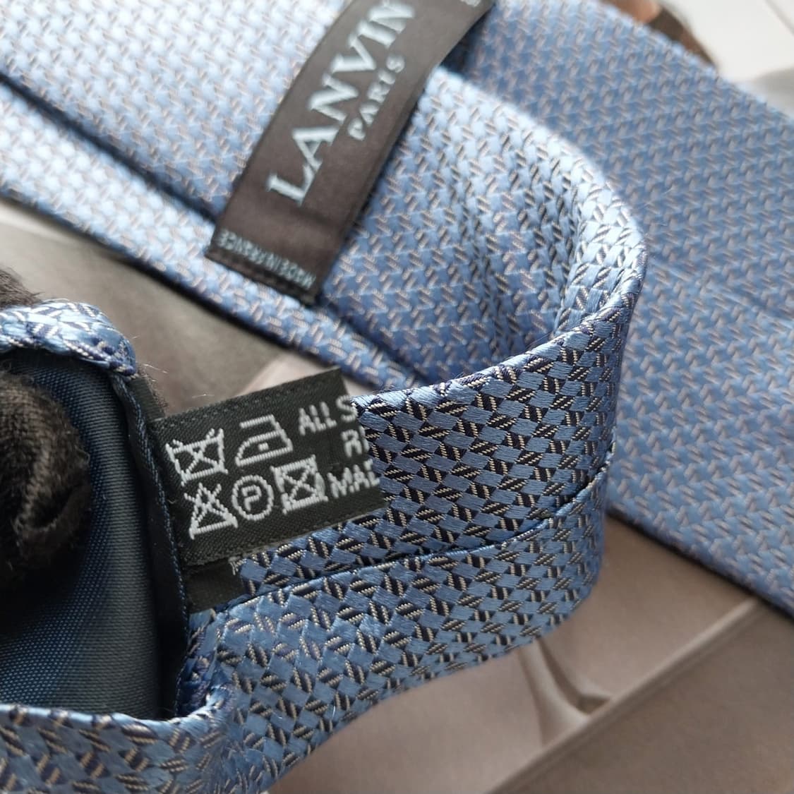 랑방 실크 블루 자카드 패턴 넥타이 8.4cm A+등급 K2236
 상품이미지7