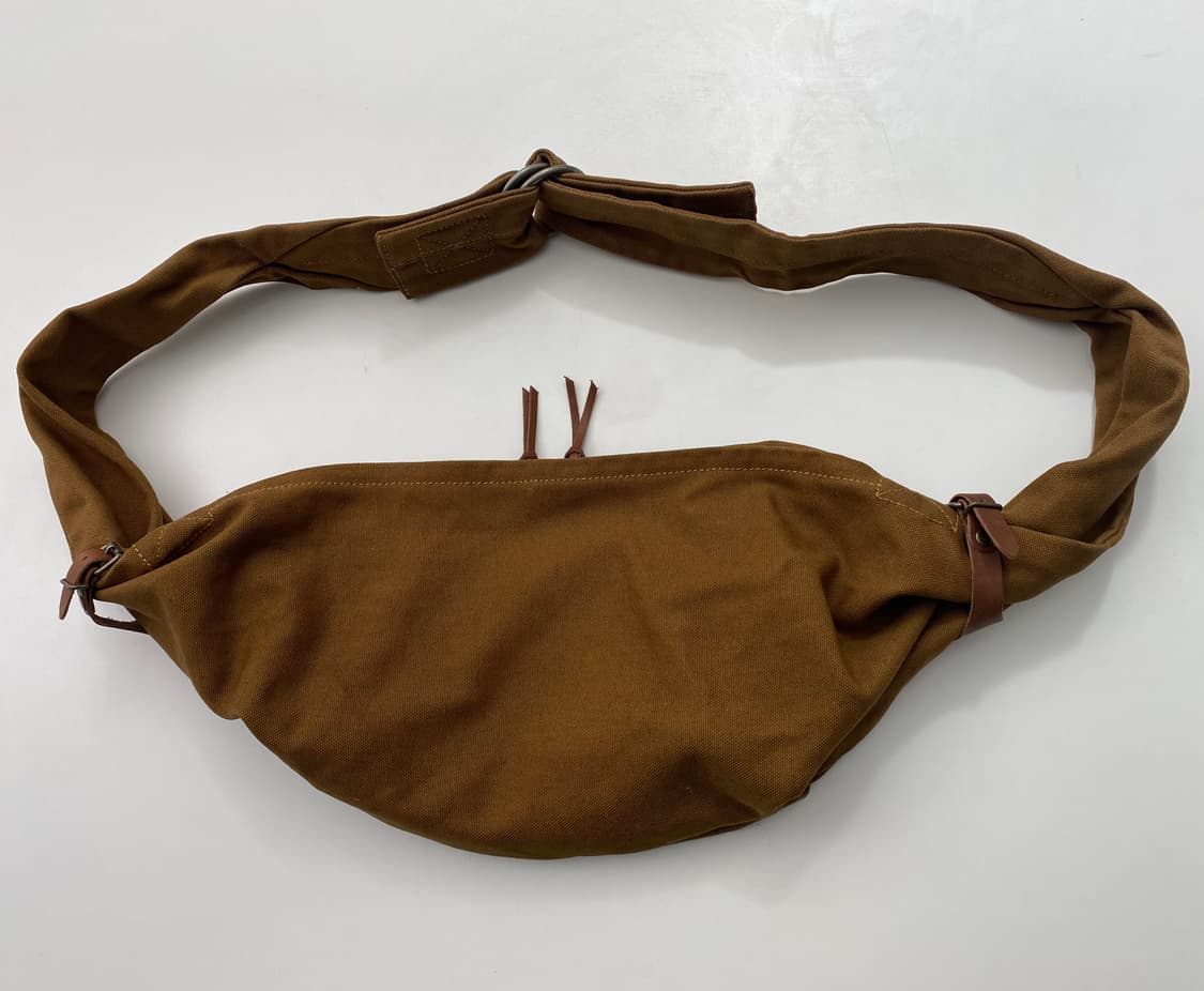 캐피탈 숄더백 크로스백 스너프킨백 호보백 브라운 상품이미지1