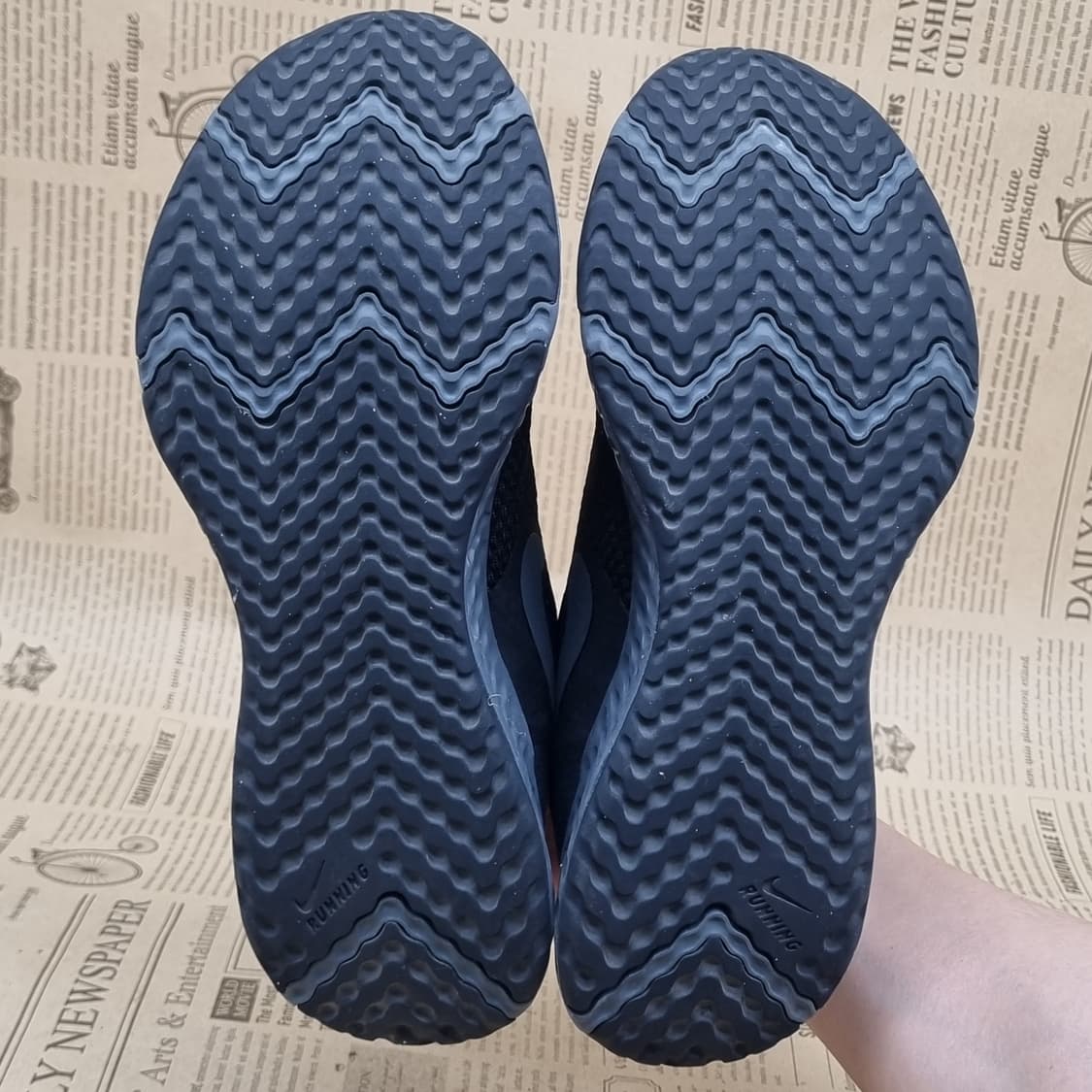 나이키 레볼루션5 여성런닝화230 상품이미지3