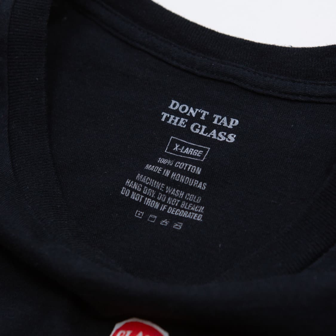 Don’t Tap the Glass 투어 머천 티셔츠 상품이미지3