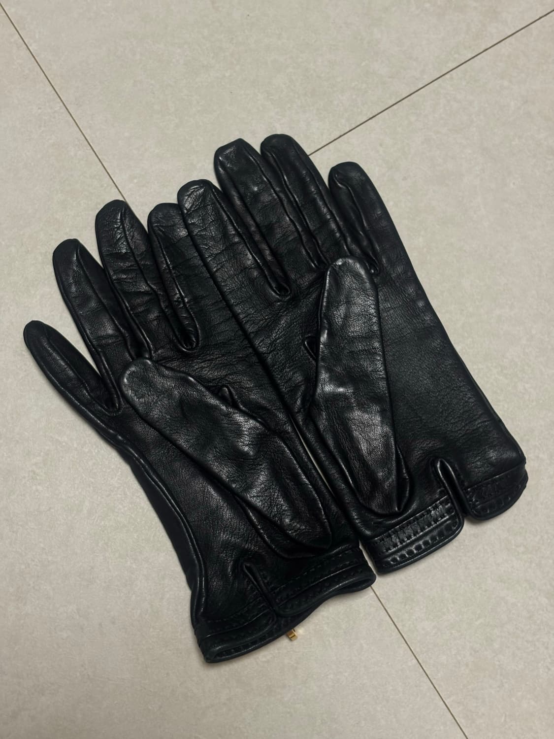 에르메스 블랙 금장 켈리 가죽장갑 여성 8사이즈 상품이미지5