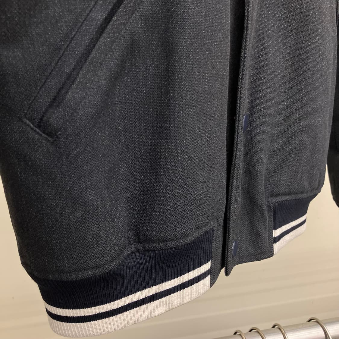 아페쎄 블랙 스타디움 자켓 M 상품이미지4