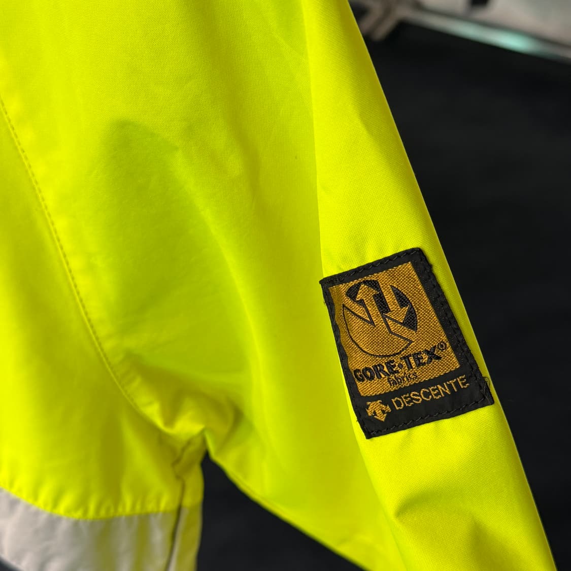 [80] 90s 데상트 재팬 고어텍스 아노락 점퍼  상품이미지3