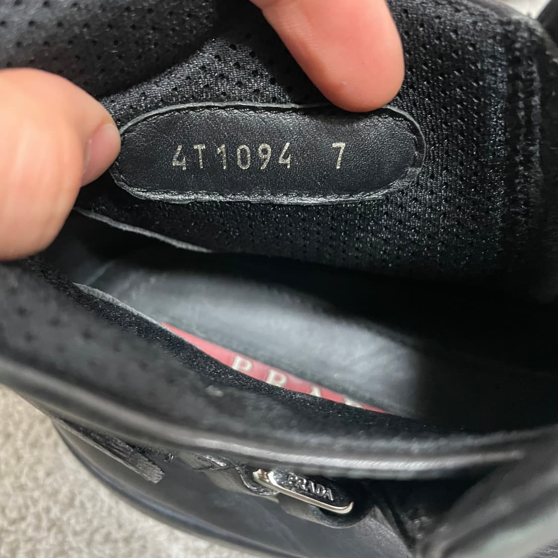 265) 프라다 스포츠 로고 벨크로 하이탑 스니커즈 상품이미지4