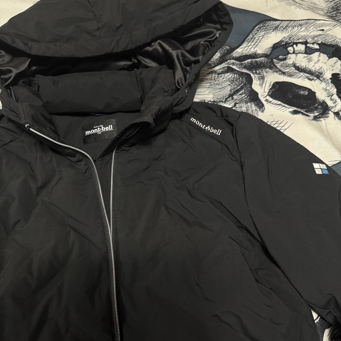  몽벨 오리털 경량 패딩 110사이즈  상품이미지4