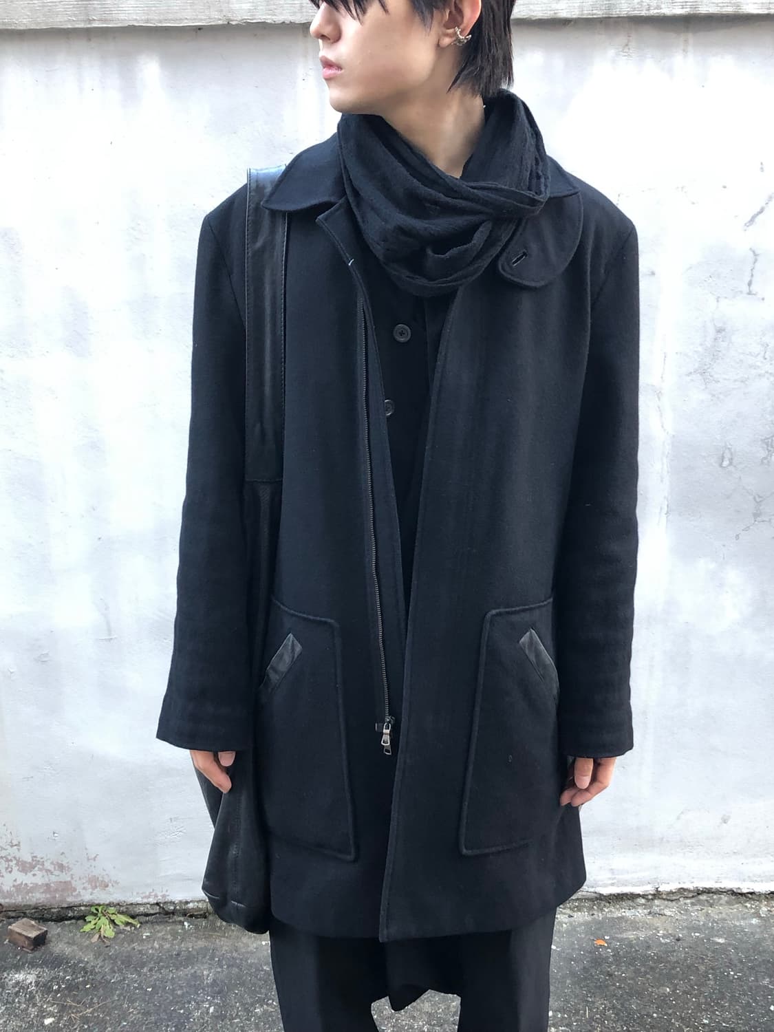 아르마니 익스체인지 하이넥 레더 카라 맥코트 상품이미지10