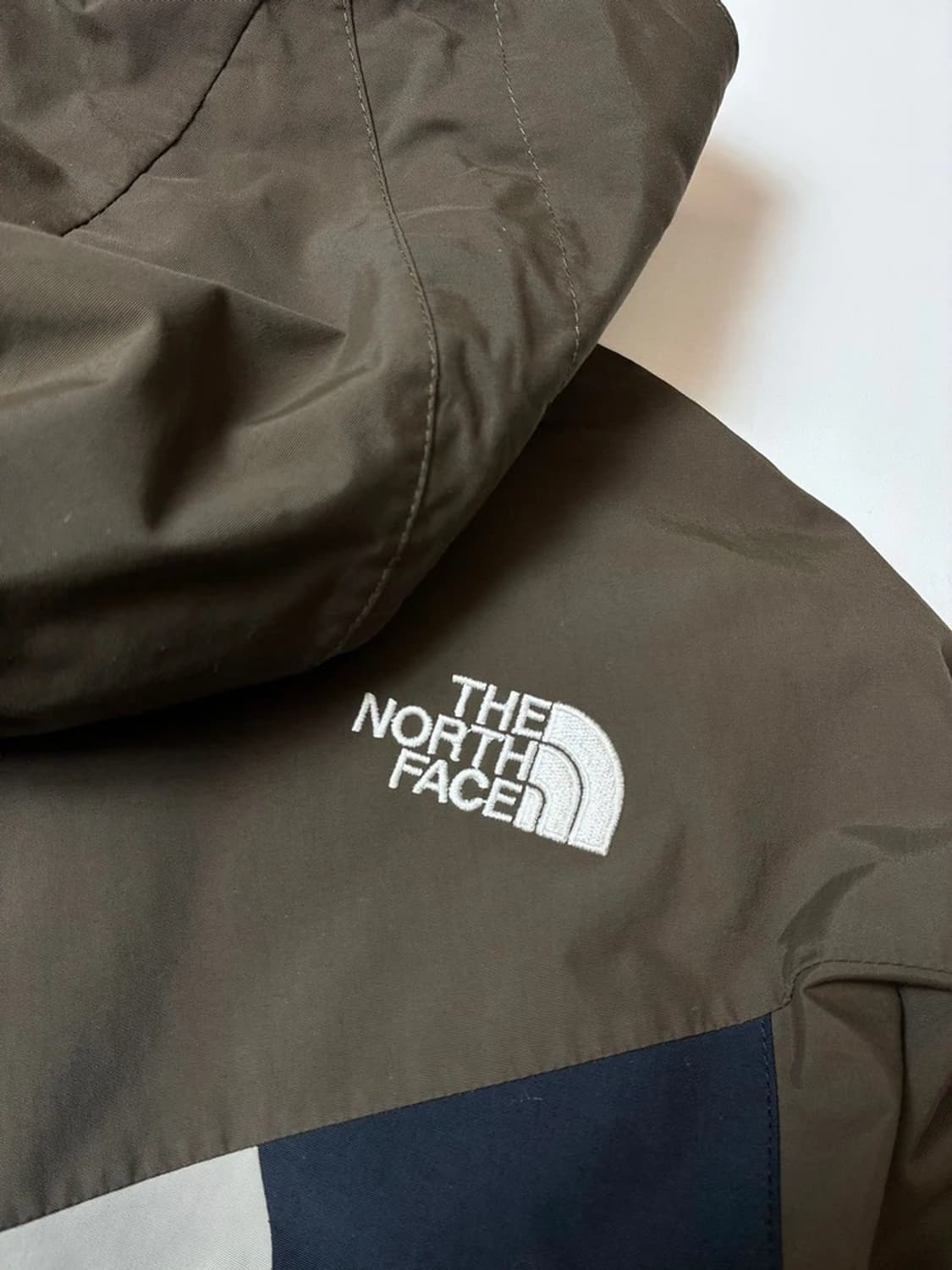 노스페이스 고프코어 패커블 나일론 후디 자켓 PN8487 상품이미지7