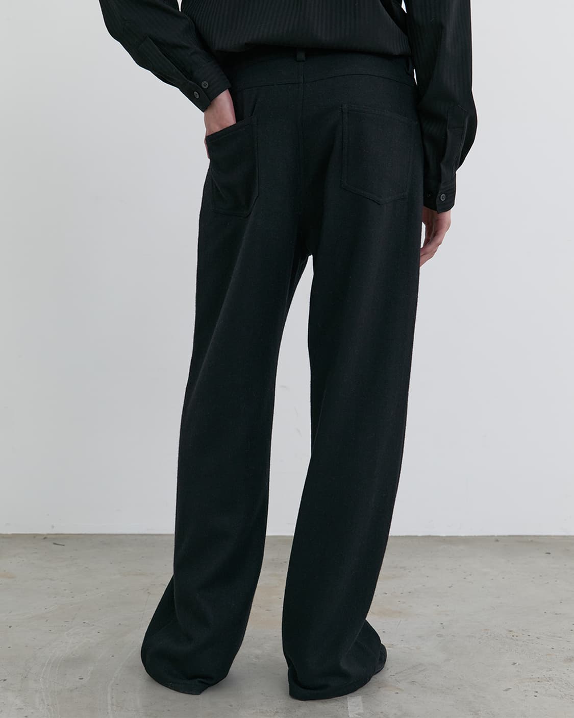 아이엘 Aryal Trousers Black Herringbone 상품이미지3