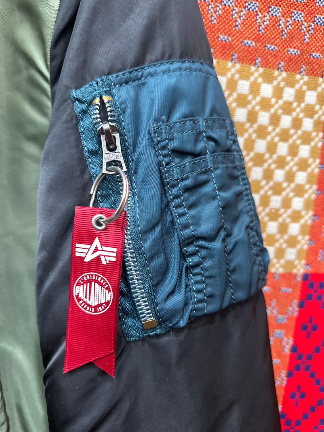 M 팔라디움 알파인더스트리 리버시블 MA-1 상품이미지4