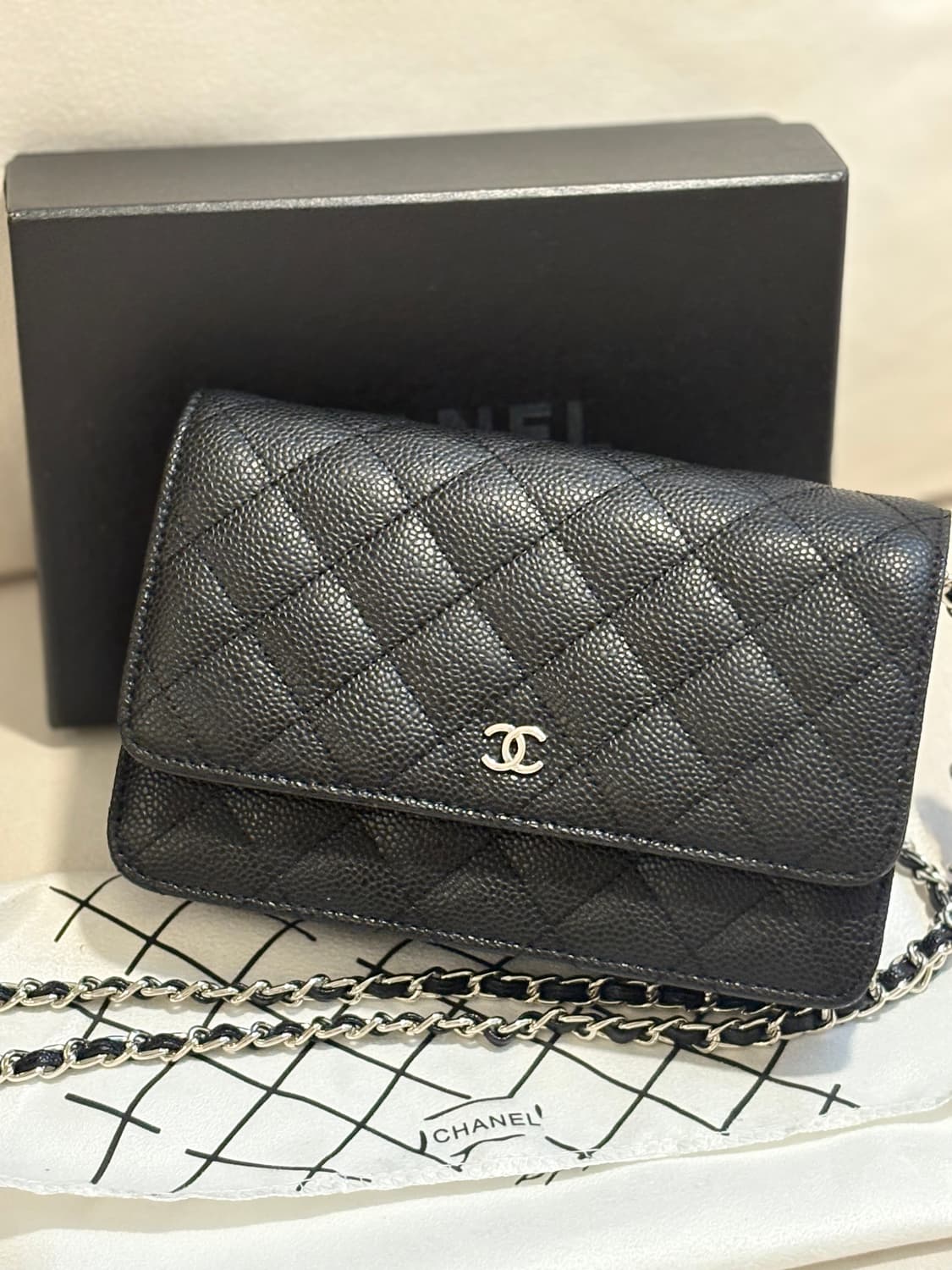 샤넬 클래식 캐비어 WOC 은장체인 (새상품) 상품이미지1