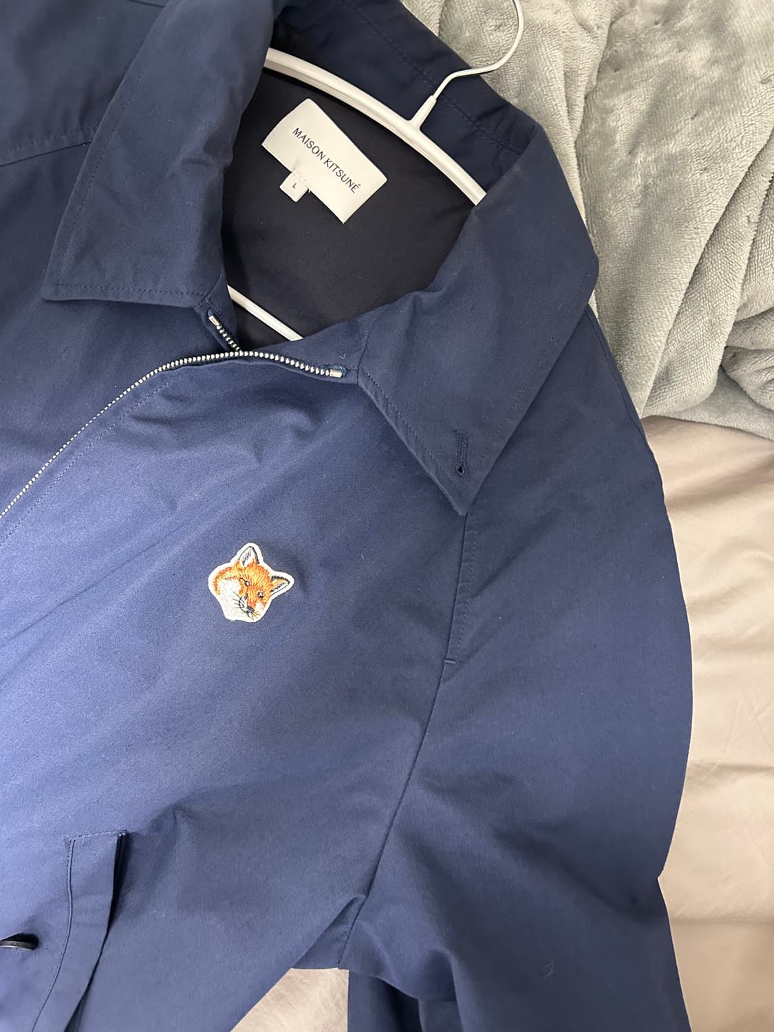 메종키츠네 폭스 헤드 해링턴 자켓 MM02105WQ0067 상품이미지3