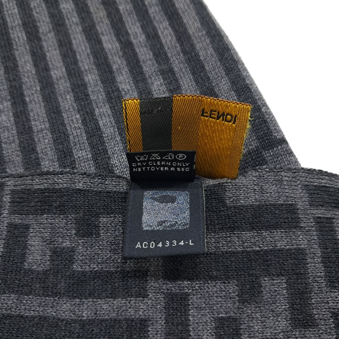 MX370 펜디 Zucca 로고 & 스트라이프 100% 울 머플러 상품이미지7