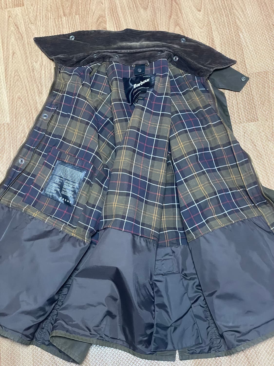 바버의 클래식 베데일 왁스자켓 상품이미지5