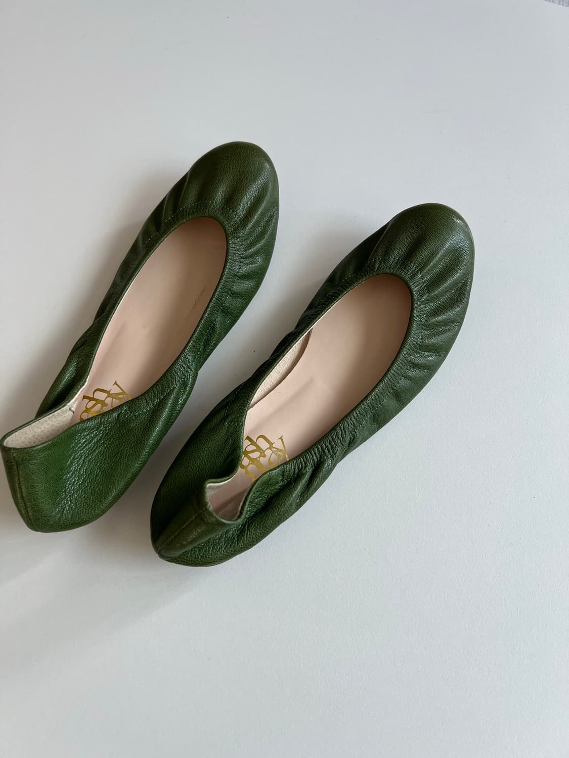 올리브 그린 가죽플랫 상품이미지1