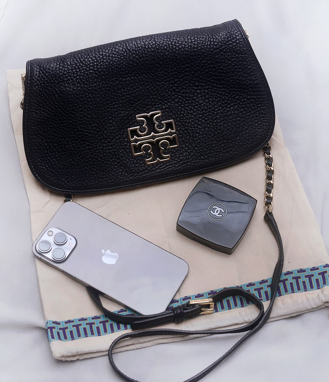 토리버치 브리튼 캐비어 엠보 레더 WOC 체인 크로스백 (클러치) 상품이미지2