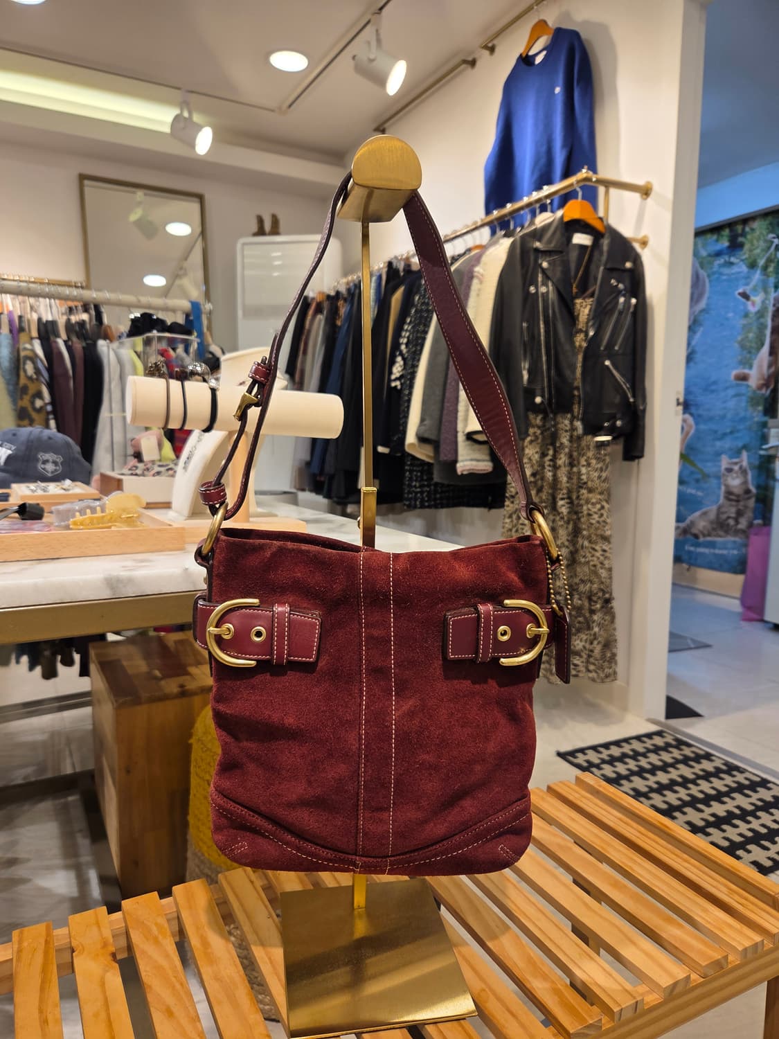 COACH 코치 스웨이드 미니백 상품이미지1