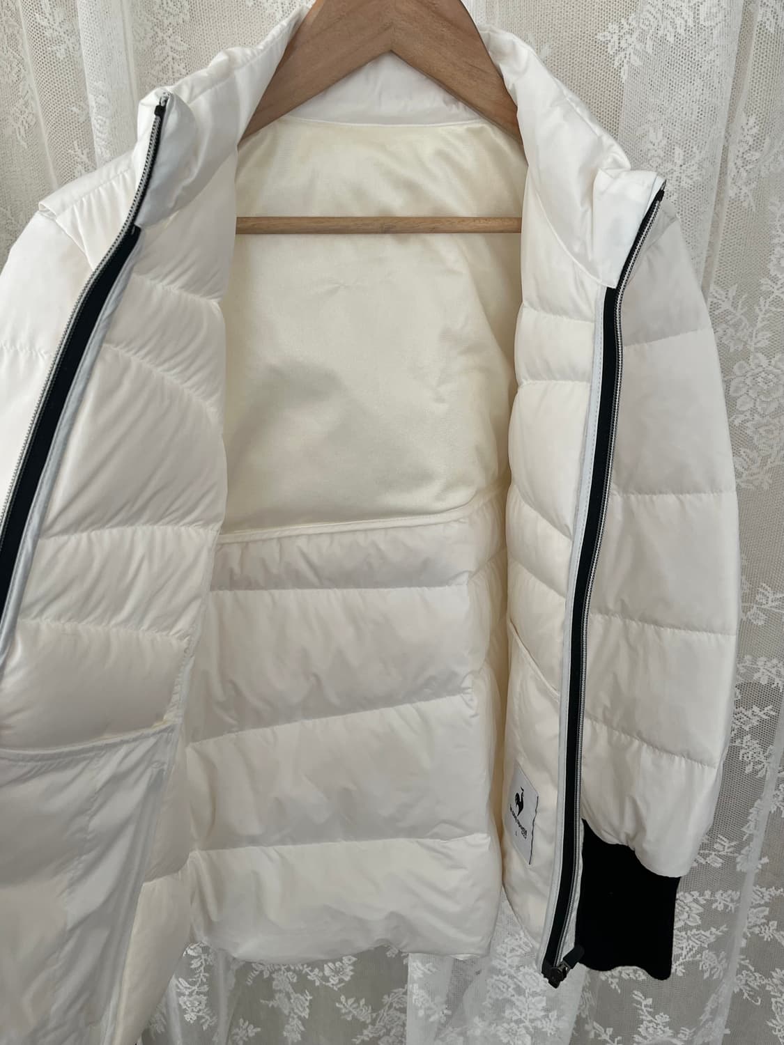 L) 르꼬끄 스포르티브 구스다운 경량패딩 화이트 상품이미지4