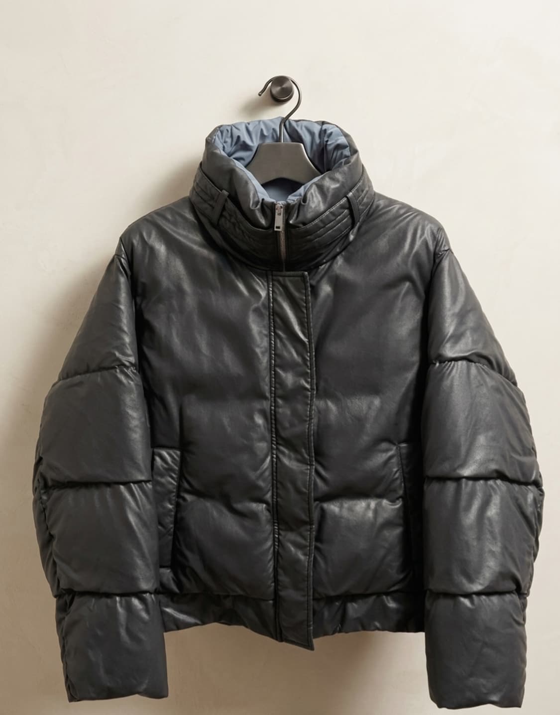 더 일마(The ilma) 레더 다운 푸퍼 상품이미지1