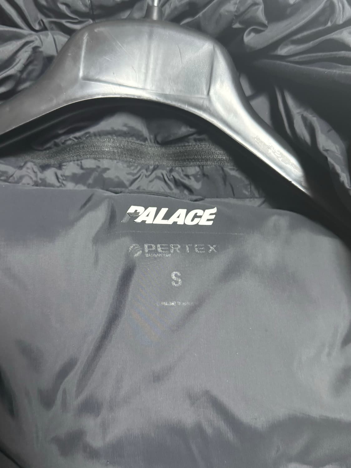 팔라스 퍼텍스 매트 바라클라바 푸파 블랙 23FW S 상품이미지3