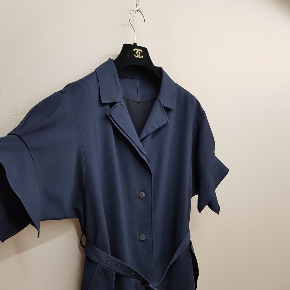 구호 KUHO 벨티드 셔츠형 원피스 세트 4사이즈 (이너 슬립 포함) 상품이미지3