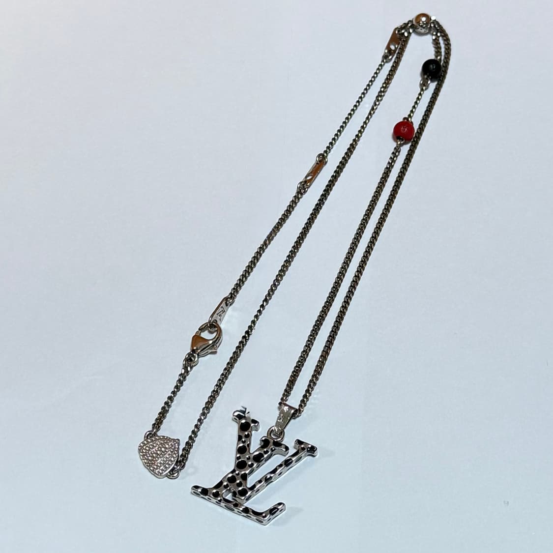 [S+급/한정판] 루이비통 x 쿠사마 야요이 인피니티 닷 펜던트 목걸이 상품이미지2