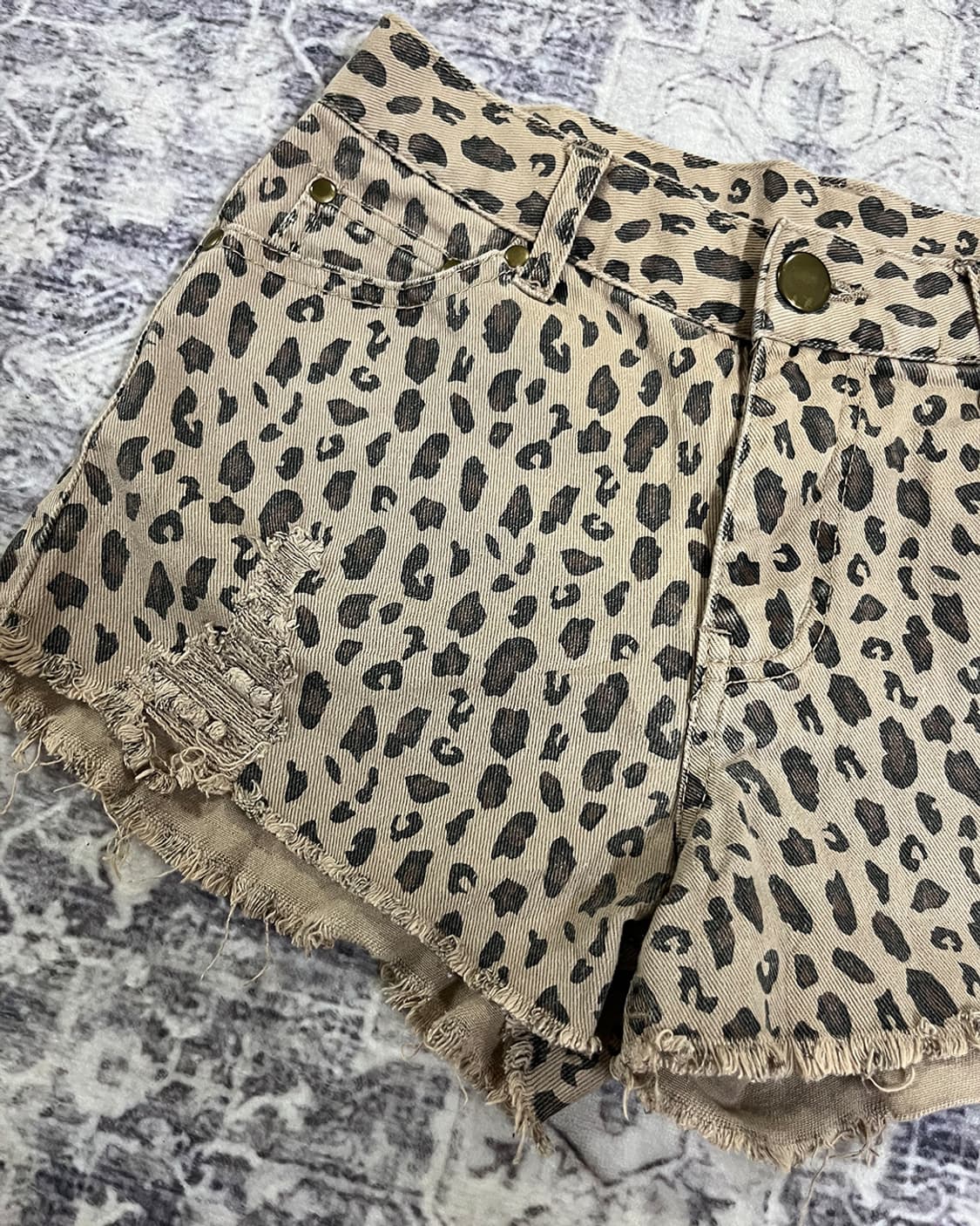 00's Y2K Leopard Distressed Shorts 상품이미지4