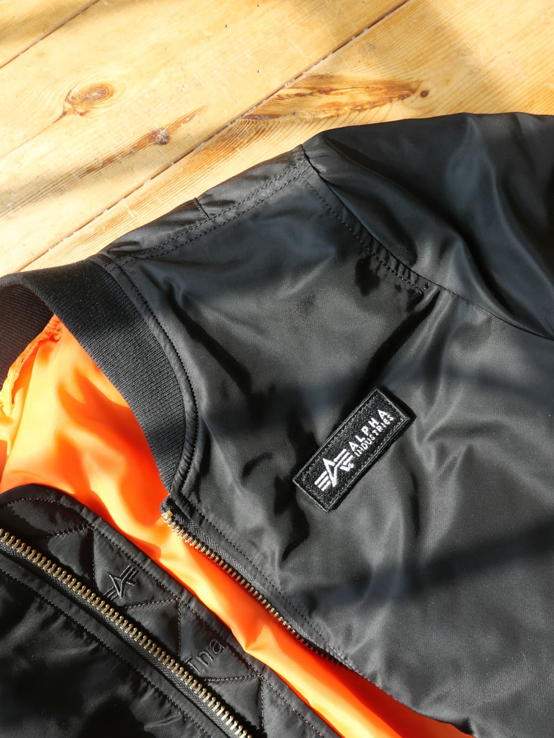 [알파인더스트리 × TNA] 리버서블 MA-1 항공점퍼 상품이미지9