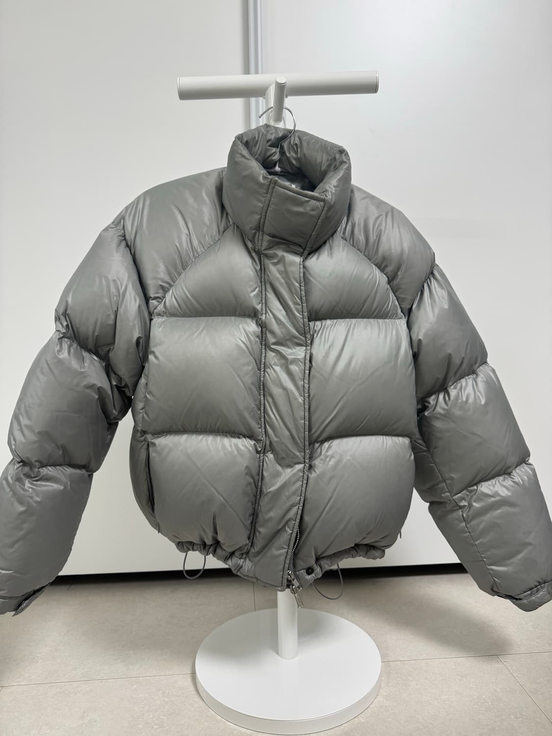 YOUTH 유스 크롭 푸퍼 다운 패딩 M 상품이미지1