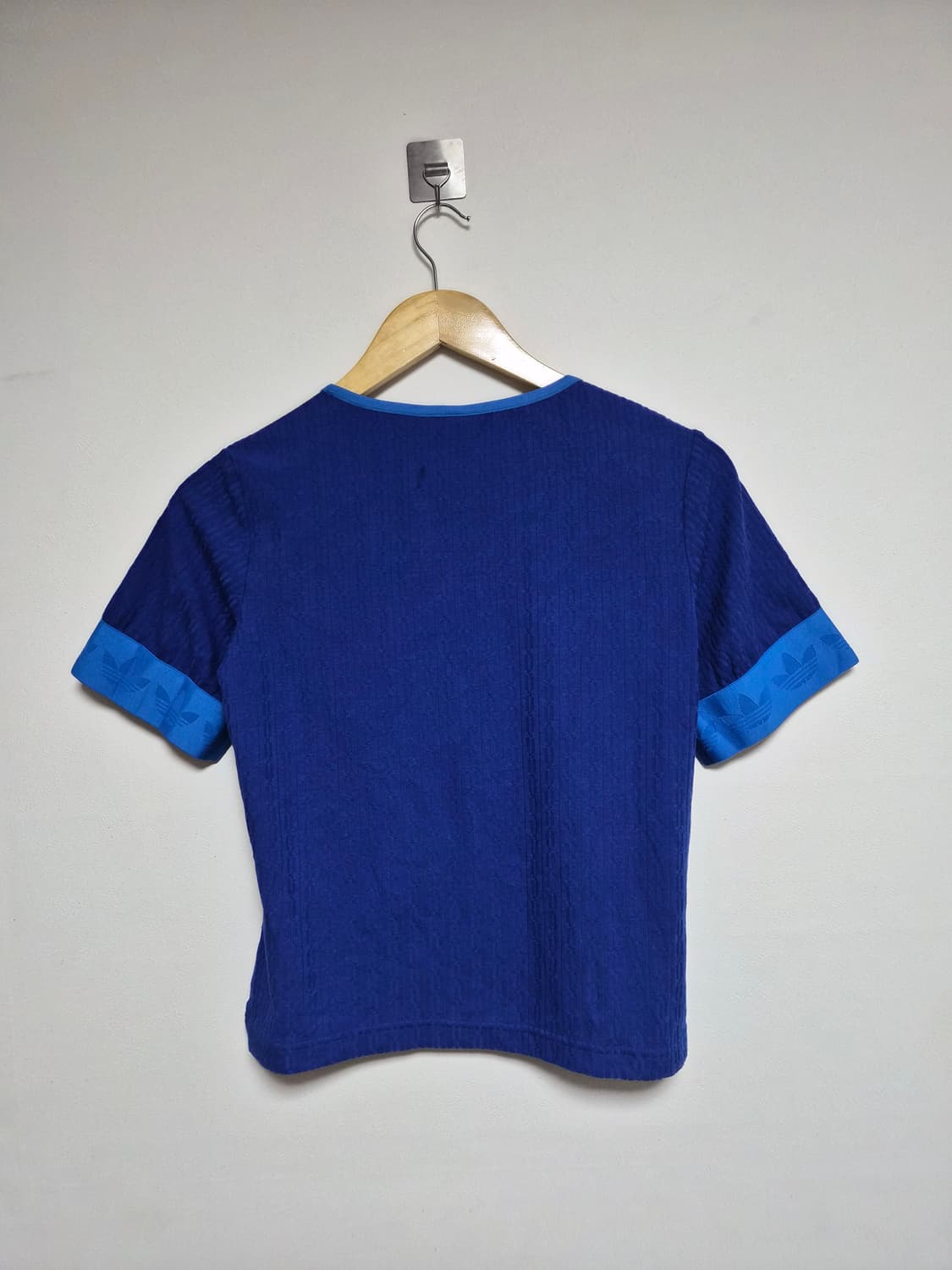 아디다스Adidas 삼선 져지 크롭 반팔티셔츠 XL - T143 상품이미지2