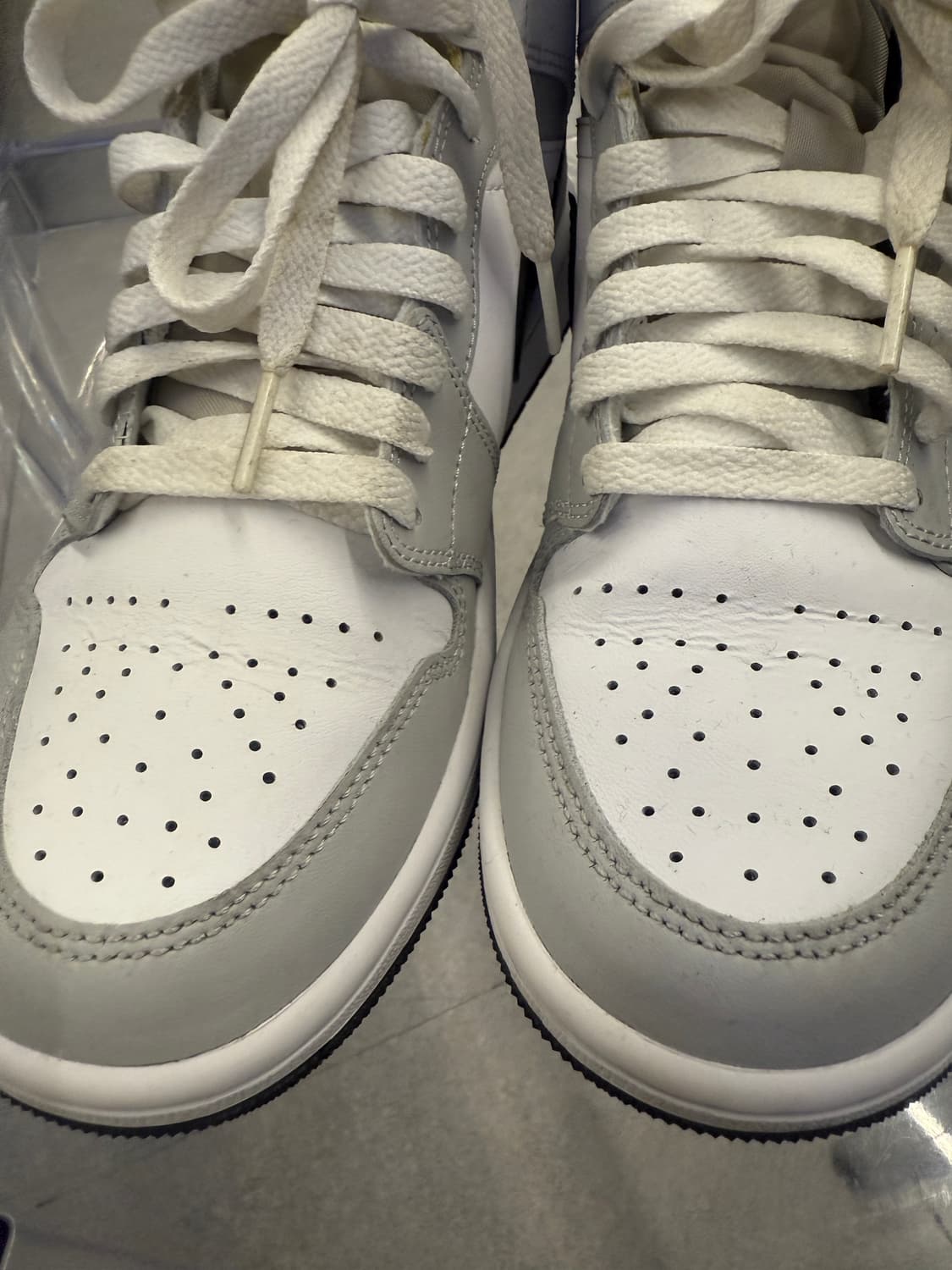 나이키 조던 1 미드 그레이 포그 245  상품이미지2