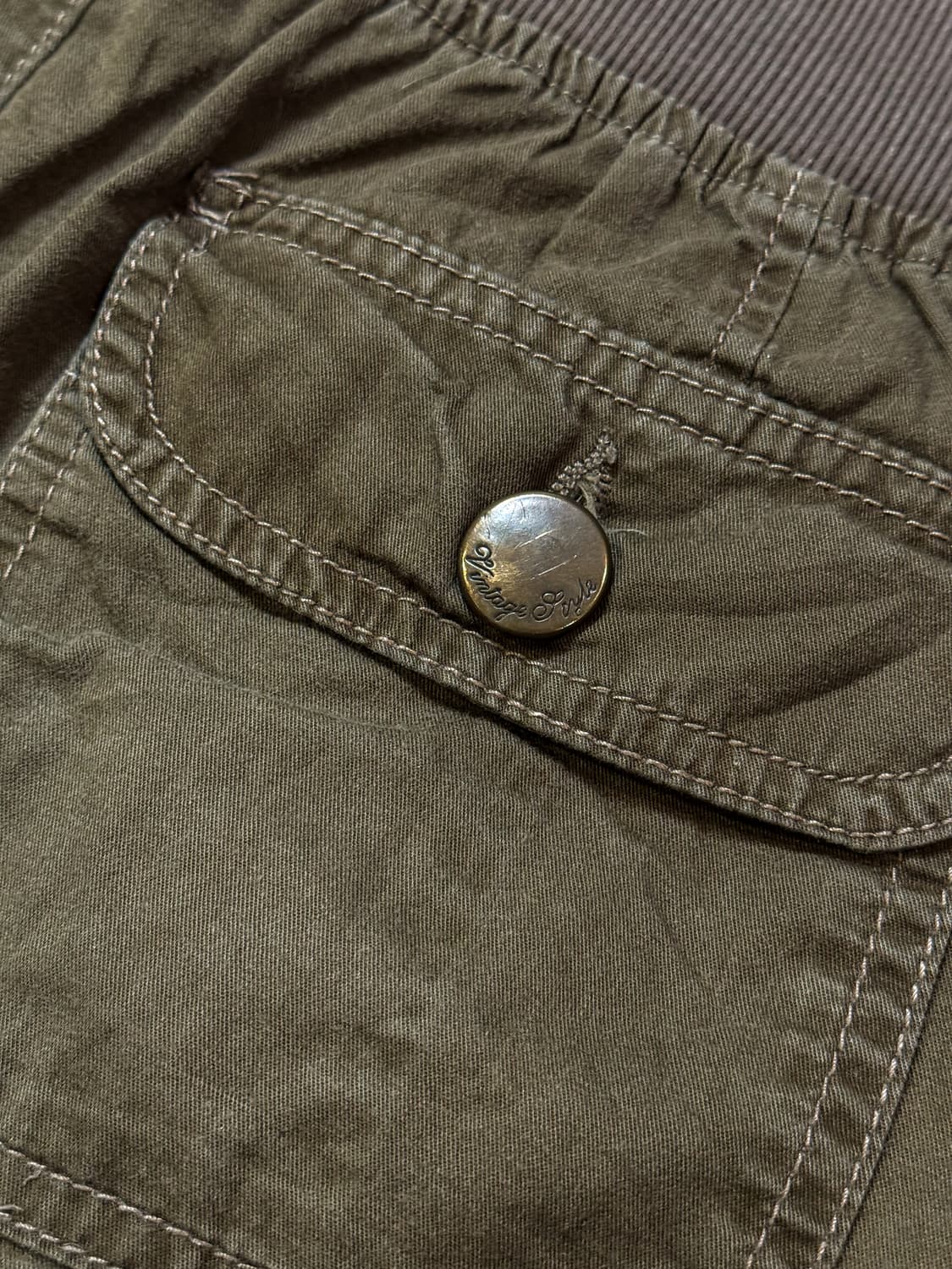 Khaki shirring capri pants  카키 셔링 카프리 팬츠 상품이미지9