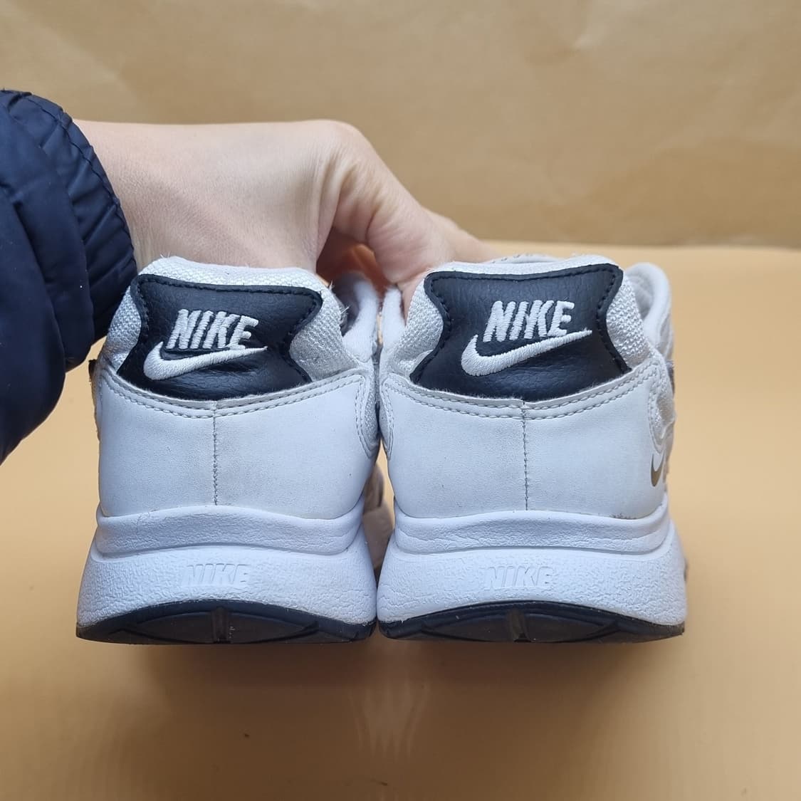 나이키 아츠마 운동화 225. 상품이미지4