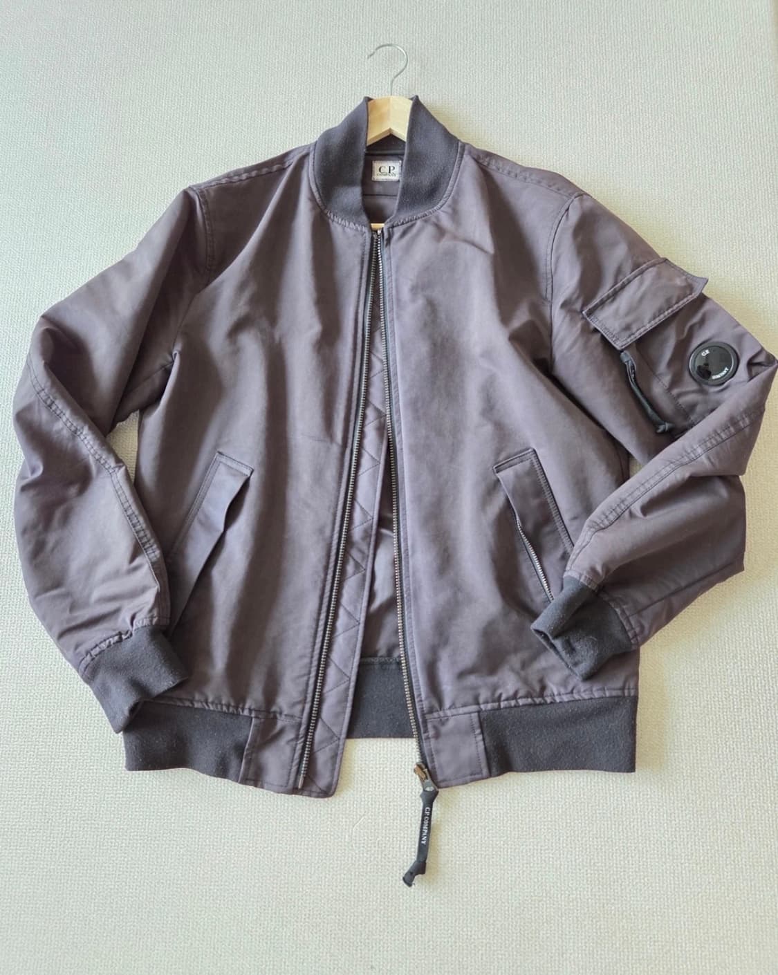 Cp컴퍼니 봄버 자켓 상품이미지1
